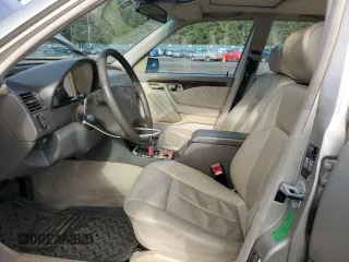 1994 Mercedes-Benz C with VIN WDBHA28E3RF034020, listed as a Copart auction lot 44763115 with 191,734 mi miles and Salvage Title. Bid and sale history available at carsss.com. Image 7.