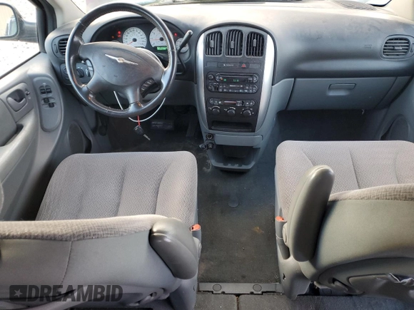 2007 Chrysler Town & Country LWB Touring with VIN 2A4GP54L17R197802, listed as a Copart auction lot 81558614 with 192,938 mi miles and Clean Title. Bid and sale history available at carsss.com. Image 8.