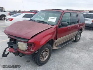 2000 Mercury Mountaineer Convenience with VIN 4M2ZU66E9YUJ31251, listed as a IAAI auction lot 41490035 with 310,778 mi miles. Bid and sale history available at carsss.com. Image 2.