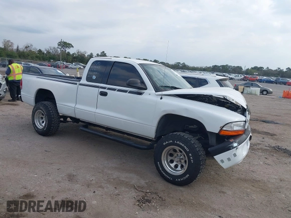 2002 Dodge Dakota Sport with VIN 1B7GL32X22S508401, listed as a IAAI auction lot 41591465 with 1 mi miles. Bid and sale history available at carsss.com. Image 1.
