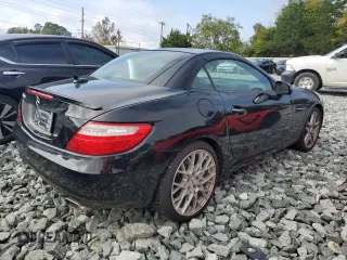 2015 Mercedes-Benz SLK-Class SLK 250 with VIN WDDPK4HA6FF098069, listed as a Copart auction lot 71551084 with 92,569 mi miles and Salvage Title. Bid and sale history available at carsss.com. Image 3.