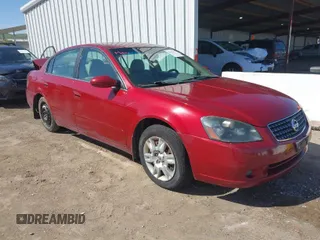2005 Nissan Altima 2.5 S with VIN 1N4AL11D55N922251, listed as a IAAI auction lot 41964617 with 155,222 mi miles. Bid and sale history available at carsss.com. Image 1.