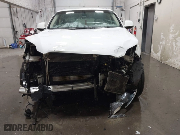 2015 Audi Q7 Premium Plus z VIN WA1LGAFE3FD010597, wystawiony jako IAAI lot #41010174 z przebiegiem 119 827 mil mil oraz . Historia ofert i sprzedaży dostępna na DreamBid. Obrazek 13.