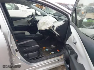 2019 Toyota Prius L Eco with VIN JTDKARFU4K3079789, listed as a IAAI auction lot 41897586 with 93,593 mi miles. Bid and sale history available at carsss.com. Image 5.