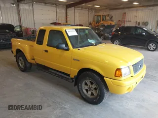 2002 Ford Ranger XL Fleet with VIN 1FTZR45E02PA90348, listed as a IAAI auction lot 42078911 with 176,411 mi miles. Bid and sale history available at carsss.com. Image 1.
