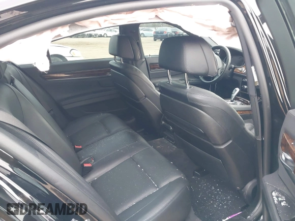 2015 BMW 7 Series 740i с VIN WBAYA6C58FD826880, выставлен на аукционе IAAI как лот 41360429 с пробегом 125 130 миль миль и . История ставок и продаж доступна на DreamBid. Изображение 8.