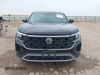 2024 Volkswagen Atlas SE с VIN 1V2LE2CA4RC229547, выставлен на аукционе IAAI как лот 42062372 с пробегом 12 237 миль миль и . История ставок и продаж доступна на DreamBid. Изображение 12.