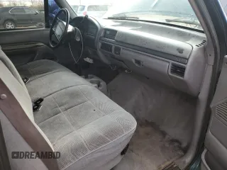 1995 Ford F-150 z VIN 1FTEF15Y2SLA71436, wystawiony jako Copart lot #53003285 z przebiegiem Nie podano mil oraz Czysty tytuł • Clean title. Historia ofert i sprzedaży dostępna na DreamBid. Obrazek 8.