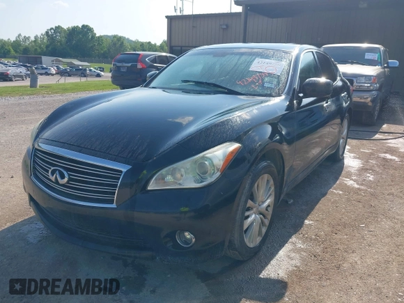 2012 Infiniti M with VIN JN1BY1AP7CM331533, listed as a IAAI auction lot 42149759 with 123,186 mi miles. Bid and sale history available at carsss.com. Image 2.