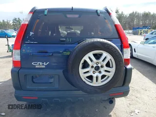 2005 Honda CR-V LX with VIN SHSRD78565U333972, listed as a IAAI auction lot 41894555 with 161,254 mi miles. Bid and sale history available at carsss.com. Image 17.