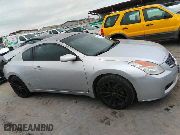 2009 Nissan Altima 2.5 S with VIN 1N4AL24E39C183862, listed as a IAAI auction lot 41334082 with 107,993 mi miles. Bid and sale history available at carsss.com. Image 14.
