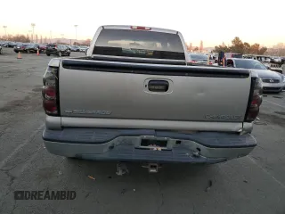 2000 Chevrolet Silverado 1500 LS with VIN 2GCEC19V8Y1321950, listed as a Copart auction lot 89386985 with 260,730 mi miles and Salvage Title. Bid and sale history available at carsss.com. Image 6.