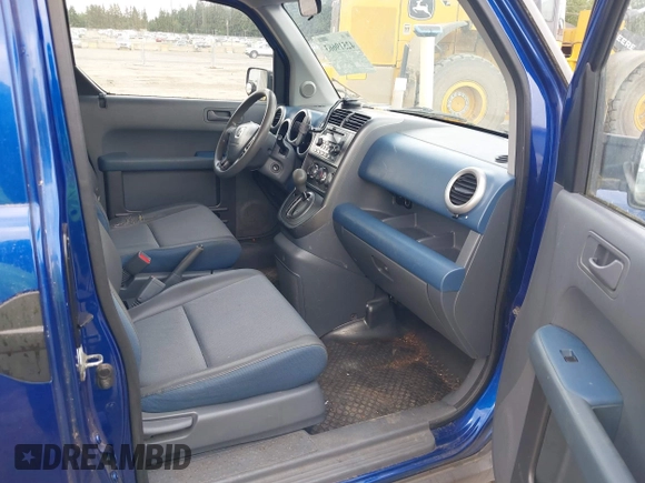 2004 Honda Element EX with VIN 5J6YH285X4L039703, listed as a IAAI auction lot 42519663 with 231,546 mi miles and . Bid and sale history available at DreamBid. Image 5.