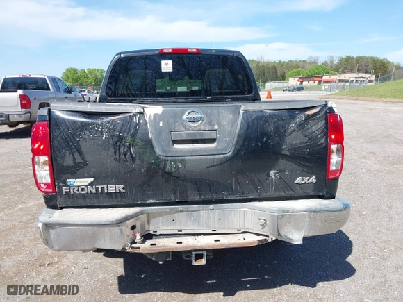 2011 Nissan Frontier PRO-4X with VIN 1N6AD0EV5BC444180, listed as a IAAI auction lot 41943975 with 73,435 mi miles. Bid and sale history available at carsss.com. Image 16.
