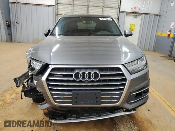 2017 Audi Q7 Premium Plus with VIN WA1LAAF77HD023620, listed as a Copart auction lot 46779325 with 124,722 mi miles and Salvage Title. Bid and sale history available at DreamBid. Image 5.