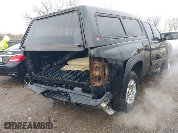 2011 Chevrolet Silverado 1500 LT with VIN 1GCRKSE34BZ243454, listed as a IAAI auction lot 41725020 with 206,372 mi miles and . Bid and sale history available at DreamBid. Image 17.