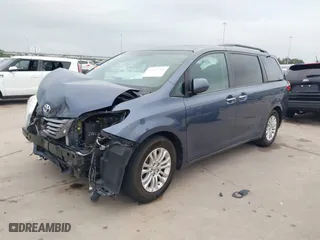2016 Toyota Sienna XLE with VIN 5TDYK3DC5GS750844, listed as a IAAI auction lot 41232706 with 144,718 mi miles. Bid and sale history available at carsss.com. Image 20.