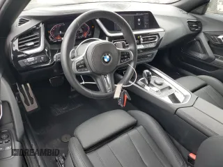 2025 BMW Z4 sDrive30i with VIN WBAHF3C05SWY40884, listed as a Copart auction lot 51104275 with 9,313 mi miles and Clean Title. Bid and sale history available at carsss.com. Image 8.