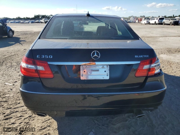 2011 Mercedes-Benz E-Class E 350 Luxury BlueTEC with VIN WDDHF2EB8BA361048, listed as a Copart auction lot 82749364 with 145,263 mi miles and Salvage Title. Bid and sale history available at carsss.com. Image 6.