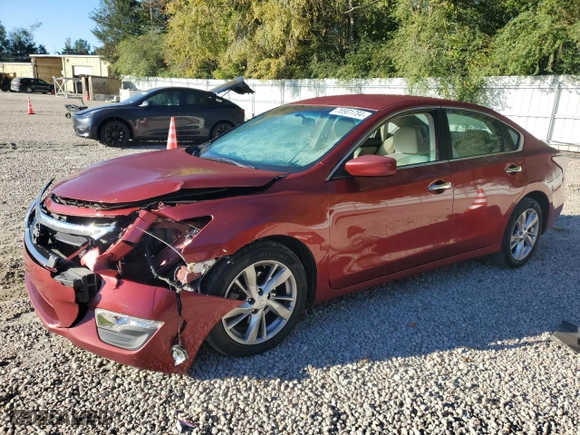 2013 Nissan Altima 2.5 SV with VIN 1N4AL3AP3DC158044, listed as a Copart auction lot 76901784 with 213,643 mi miles and Salvage Title. Bid and sale history available at carsss.com. Image 1.
