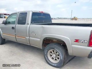 2003 Chevrolet Silverado 1500 LT with VIN 1GCEK19T23E244484, listed as a IAAI auction lot 42035731 with 363,892 mi miles. Bid and sale history available at carsss.com. Image 6.