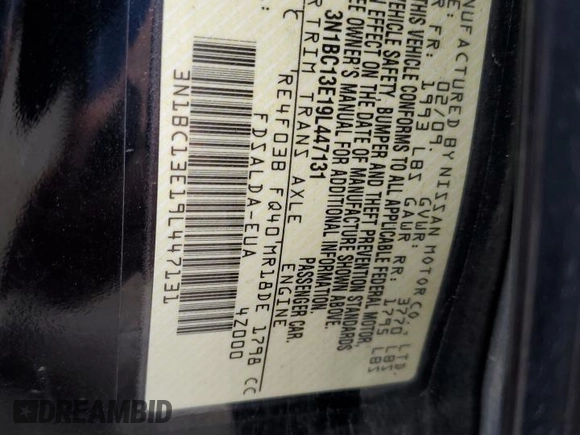 2009 Nissan Versa S z VIN 3N1BC13E19L447131, wystawiony jako Copart lot #54858845 z przebiegiem 190 029 mil mil oraz Nie do naprawy • Non repairable. Historia ofert i sprzedaży dostępna na DreamBid. Obrazek 12.