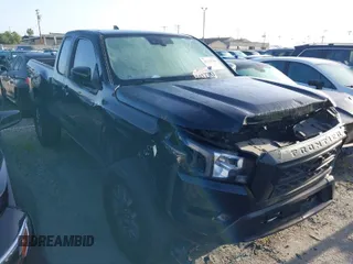 2022 Nissan Frontier S z VIN 1N6ED1CL8NN638557, wystawiony jako IAAI lot #41238786 z przebiegiem 98 978 mil mil oraz . Historia ofert i sprzedaży dostępna na DreamBid. Obrazek 1.
