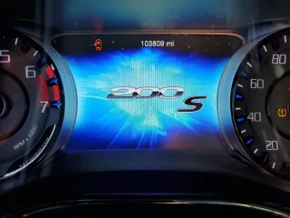 2015 Chrysler 200 S with VIN 1C3CCCBB1FN760099, listed as a Copart auction lot 42307425 with 103,809 mi miles and Salvage Title. Bid and sale history available at carsss.com. Image 9.