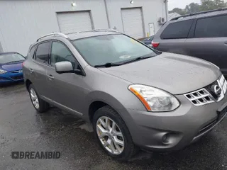 2012 Nissan Rogue SV with VIN JN8AS5MV7CW418322, listed as a IAAI auction lot 41976032 with 157,603 mi miles. Bid and sale history available at carsss.com. Image 1.