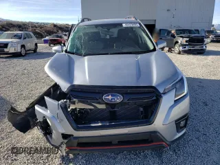 2024 Subaru Forester Sport with VIN JF2SKAGC4RH414181, listed as a Copart auction lot 46429095 with 32,910 mi miles and Salvage Title. Bid and sale history available at carsss.com. Image 5.
