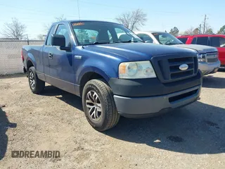 2008 Ford F-150 XL with VIN 1FTRF12W78KC27411, listed as a IAAI auction lot 41780625 with 221,337 mi miles. Bid and sale history available at carsss.com. Image 1.