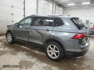 2018 Volkswagen Tiguan SEL Premium with VIN 3VV4B7AX9JM002703, listed as a Copart auction lot 88558945 with 133,817 mi miles and Clean Title. Bid and sale history available at carsss.com. Image 2.