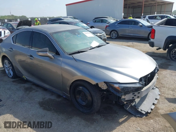 2021 Lexus IS 300 z VIN JTHAA1D26M5112909, wystawiony jako IAAI lot #42062204 z przebiegiem 44 882 mil mil oraz . Historia ofert i sprzedaży dostępna na DreamBid. Obrazek 1.