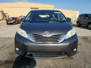 2012 Toyota Sienna XLE AAS with VIN 5TDYK3DC1CS279575, listed as a Copart auction lot 60350235 with 275,287 mi miles and Salvage title. Bid and sale history available at DreamBid. Image 5.