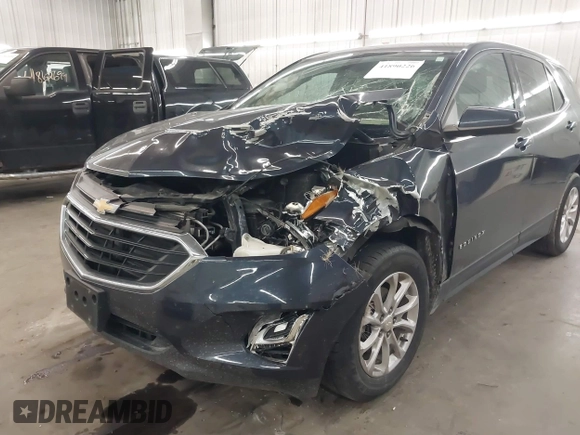 2019 Chevrolet Equinox LT with VIN 3GNAXUEV1KL264191, listed as a IAAI auction lot 41890226 with 121,357 mi miles. Bid and sale history available at carsss.com. Image 6.