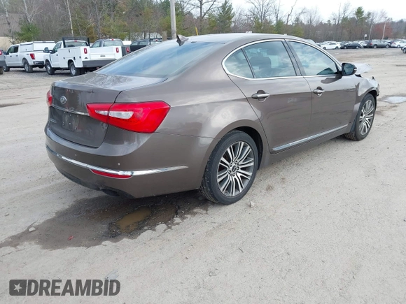 2014 Kia Cadenza Premium with VIN KNALN4D74E5164291, listed as a IAAI auction lot 42013820 with 140,765 mi miles and . Bid and sale history available at DreamBid. Image 4.