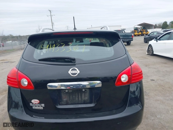 2015 Nissan Rogue Select S with VIN JN8AS5MT6FW153265, listed as a IAAI auction lot 41933361 with 137,560 mi miles. Bid and sale history available at carsss.com. Image 16.