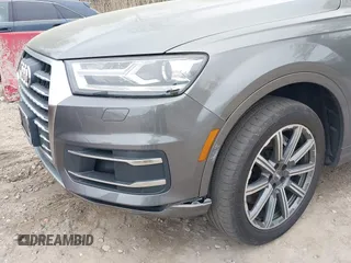 2017 Audi Q7 Premium Plus with VIN WA1LAAF72HD003422, listed as a IAAI auction lot 42086085 with 128,594 mi miles. Bid and sale history available at carsss.com. Image 6.