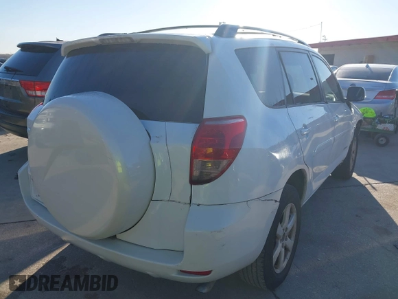 2008 Toyota RAV4 Ltd with VIN JTMZK31V485022675, listed as a IAAI auction lot 41697379 with 191,162 mi miles. Bid and sale history available at carsss.com. Image 4.
