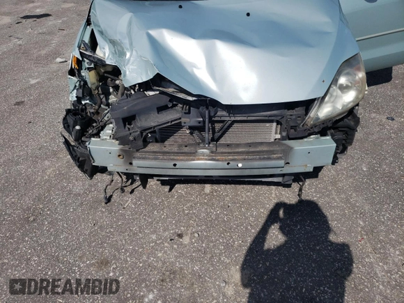 2006 Mazda 5 Sport with VIN JM1CR293360114644, listed as a Copart auction lot 73932924 with 189,312 mi miles and Salvage Title. Bid and sale history available at DreamBid. Image 13.