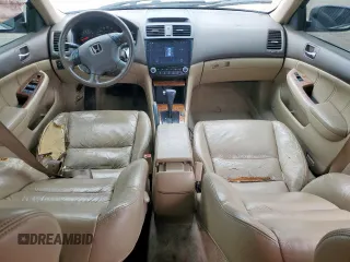 2005 Honda Accord EX z VIN 1HGCM56705A001560, wystawiony jako Copart lot #55793455 z przebiegiem 212 256 mil mil oraz Szkody całkowita. Historia ofert i sprzedaży dostępna na DreamBid. Obrazek 8.