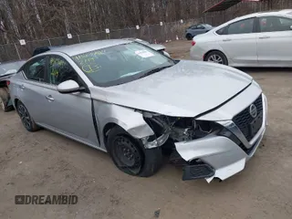 2020 Nissan Altima S with VIN 1N4BL4BV3LC135899, listed as a IAAI auction lot 41525809 with 107,246 mi miles and . Bid and sale history available at DreamBid. Image 1.