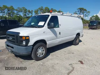 2012 Ford Econoline Cargo Commercial z VIN 1FTNE2EL4CDB10469, wystawiony jako IAAI lot #41861427 z przebiegiem 185 634 mil mil oraz . Historia ofert i sprzedaży dostępna na DreamBid. Obrazek 17.