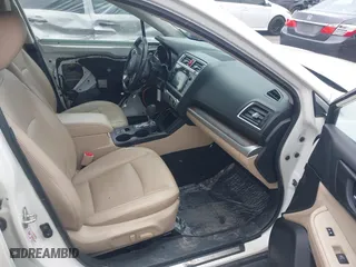2015 Subaru Outback 2.5i Limited with VIN 4S4BSAJC5F3246157, listed as a IAAI auction lot 41931664 with 166,061 mi miles. Bid and sale history available at carsss.com. Image 5.