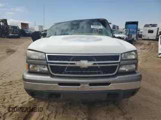 2007 Chevrolet Silverado 1500 LS with VIN 2GCEC13V571146242, listed as a Copart auction lot 52463615 with Not Provided miles and Salvage Title. Bid and sale history available at DreamBid. Image 5.