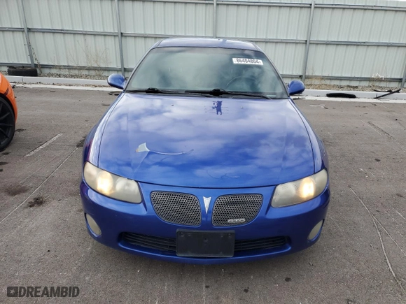 2004 Pontiac GTO with VIN 6G2VX12G04L305804, listed as a Copart auction lot 86404804 with 203,637 mi miles and Salvage Title. Bid and sale history available at carsss.com. Image 5.