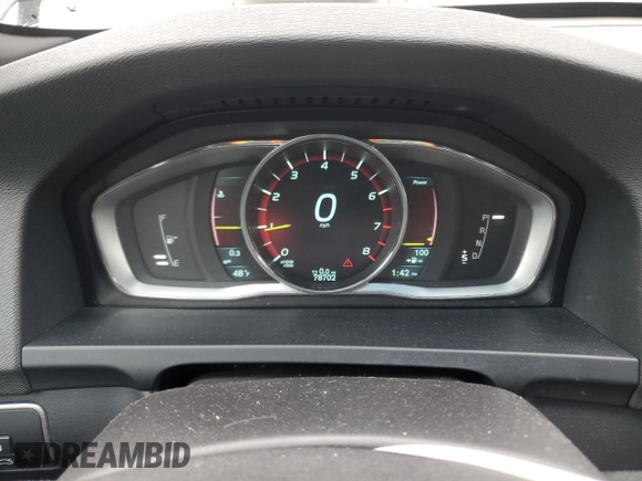 2015 Volvo V60 T5 Drive-E Premier Plus z VIN YV140MEC6F1213575, wystawiony jako Copart lot #52224865 z przebiegiem 78 702 mil mil oraz Szkoda całkowita • Salvage title. Historia ofert i sprzedaży dostępna na DreamBid. Obrazek 9.