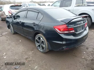 2015 Honda Civic Sedan Si with VIN 2HGFB6E55FH705829, listed as a IAAI auction lot 41876037 with 225,490 mi miles. Bid and sale history available at carsss.com. Image 3.