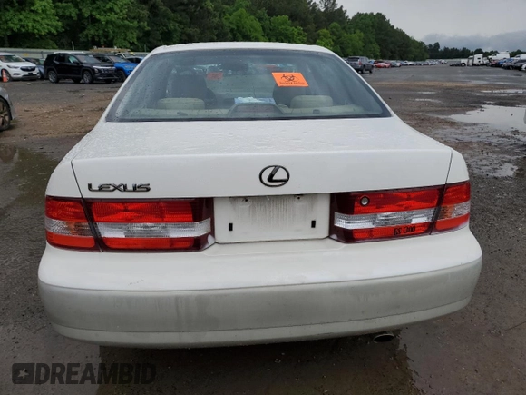 2001 Lexus ES 300 with VIN JT8BF28G510319575, listed as a Copart auction lot 54321275 with 139,224 mi miles and Non Repairable. Bid and sale history available at DreamBid. Image 6.