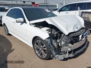 2016 Mercedes-Benz E 350 Sport z VIN WDDHF5KB6GB296529, wystawiony jako IAAI lot #41986445 z przebiegiem 112 493 mil mil oraz . Historia ofert i sprzedaży dostępna na DreamBid. Obrazek 1.